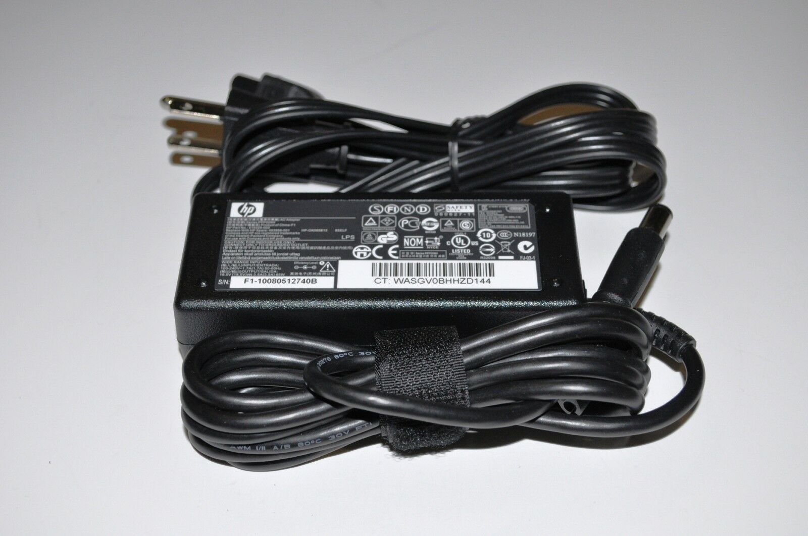 

Genuine HP KG298AA 65W AC Power Adapter Charger for HP G62-144DX WA912UA ABA