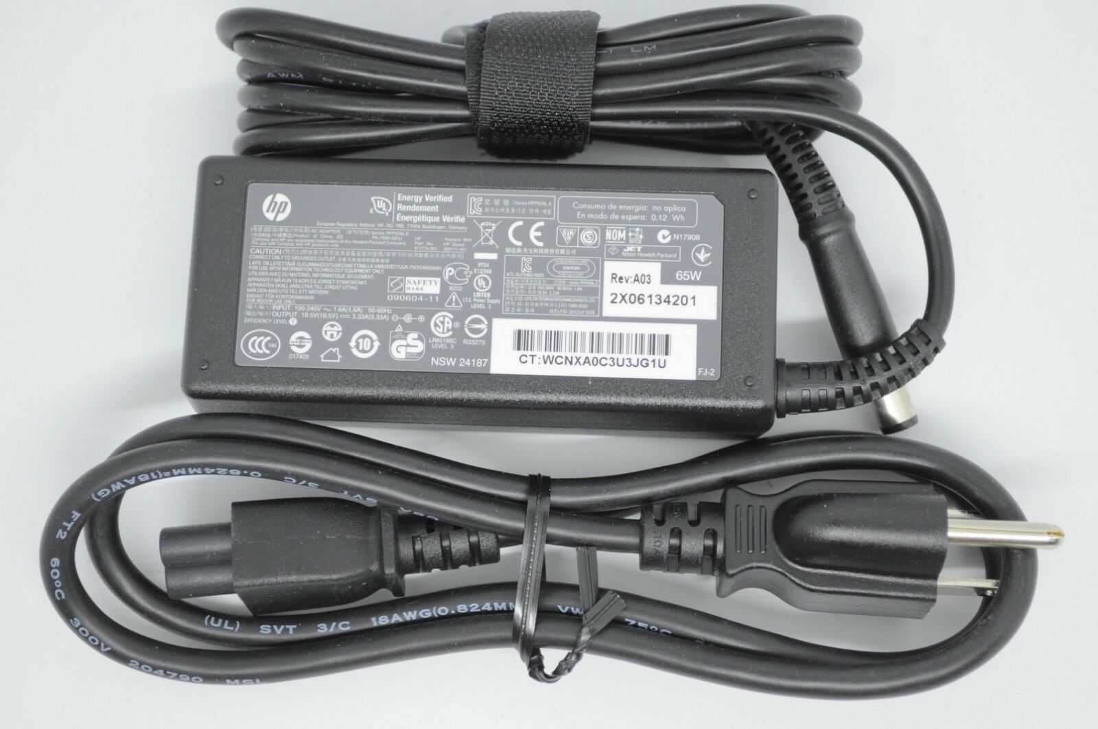 

New Genuine HP EliteBook 820-G1 F2P29UT 65W Smart AC Charger Power Adapter