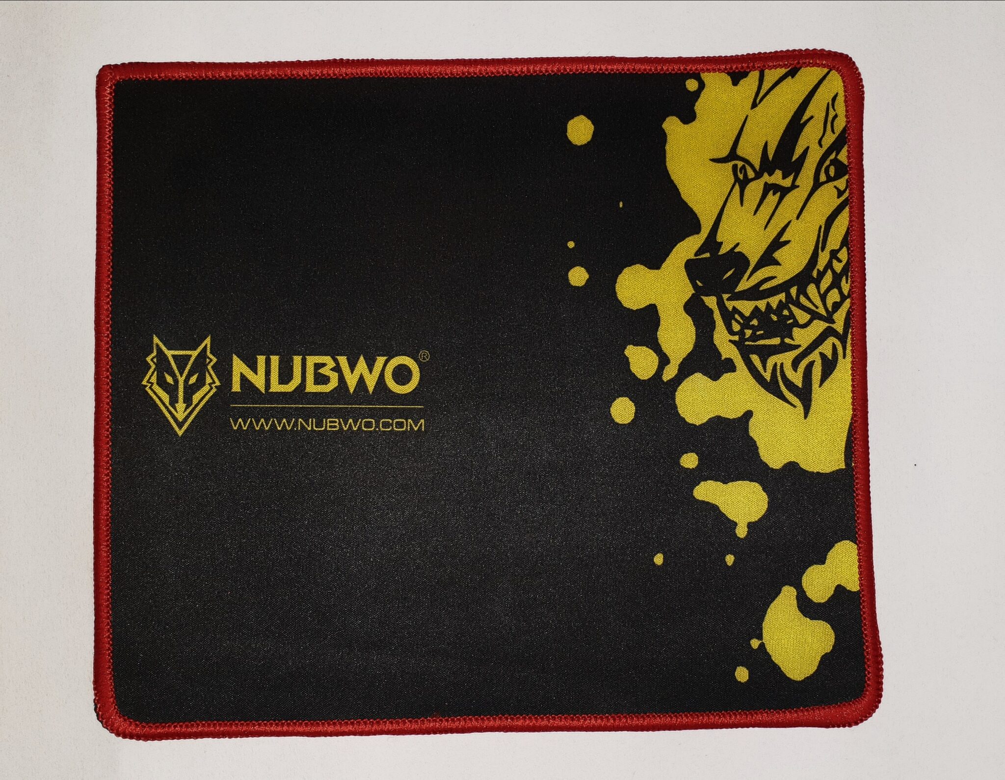 

Nubwo Np-011 Red Border Mousepad Beast (Black)