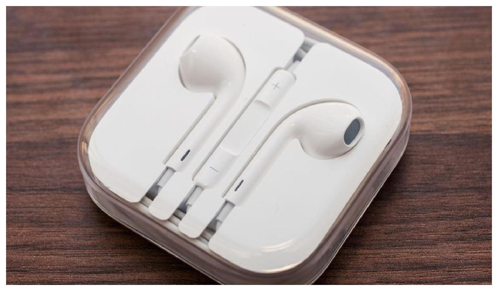 

PICKMALL 441 In-Ear Wired Headphone ( White )