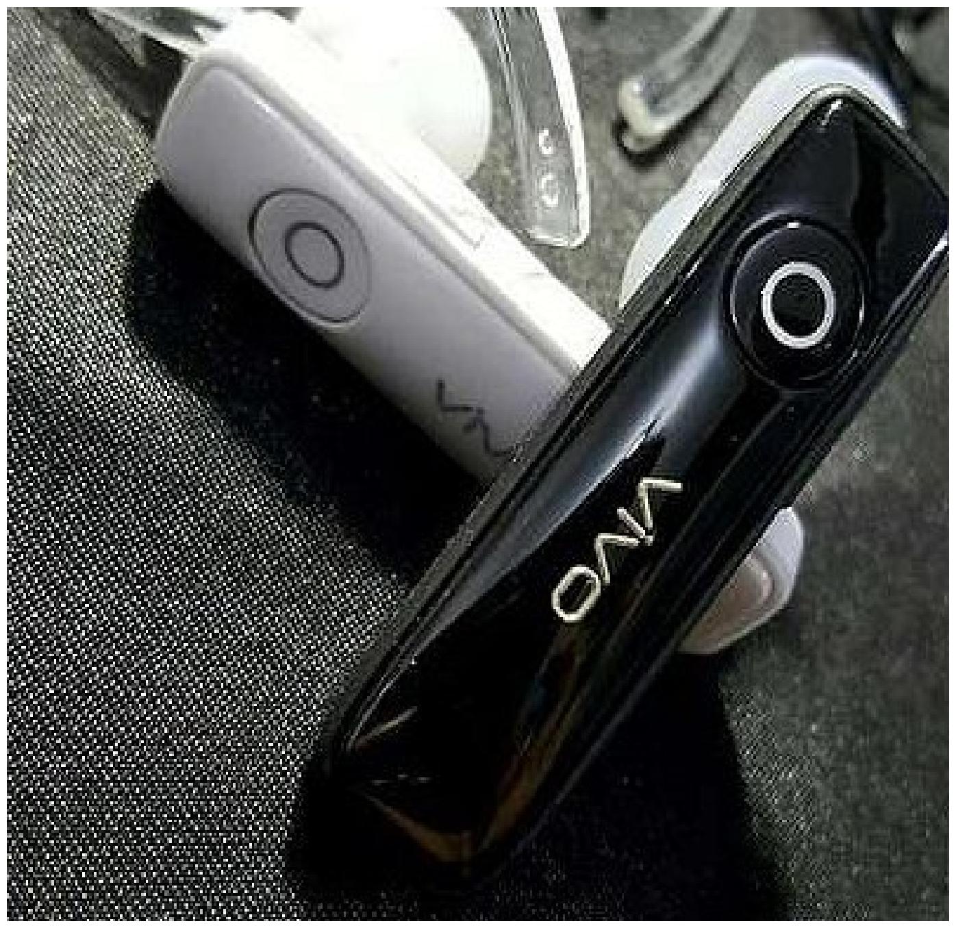 

PICKMALL v240 In-Ear Bluetooth Headset ( Black )