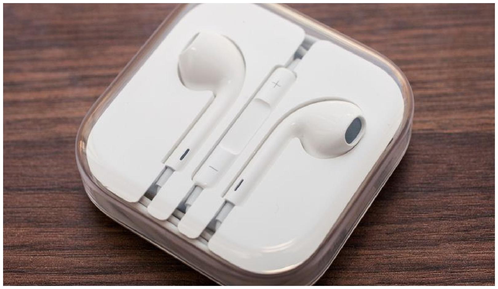 

PICKMALL 441 In-Ear Wired Headphone ( White )