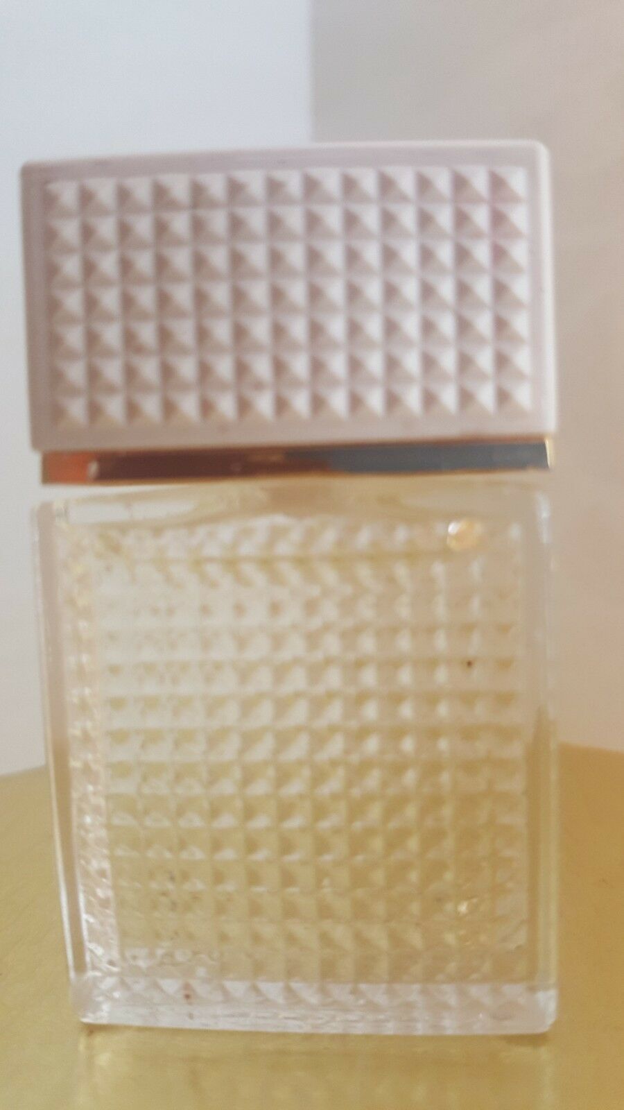 

ALIZABETH AND JAMES NIRVANA WHITE FOR HER EDP 0 22 OZ