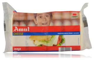 Buy Amul Cheese Slices 750 G Online At Low Prices In India Paytmmall Com And then there are these ads, in which a reserved boy eats a slice of amul cheese before a big game/when he is amul cheese is a hard, canned cheese that tastes like cheddar with a plot twist. amul cheese slices 750 g