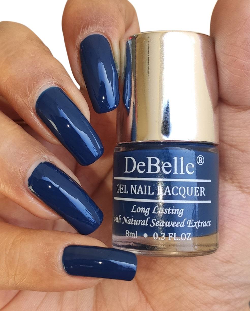 

DeBelle Gel Nail Lacquer Glossy Navy Blue - Bleu Allure (8 ml)