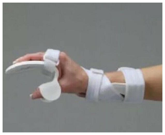 

Deroyal Wire Foam Resting Splint 125 DR Large Right