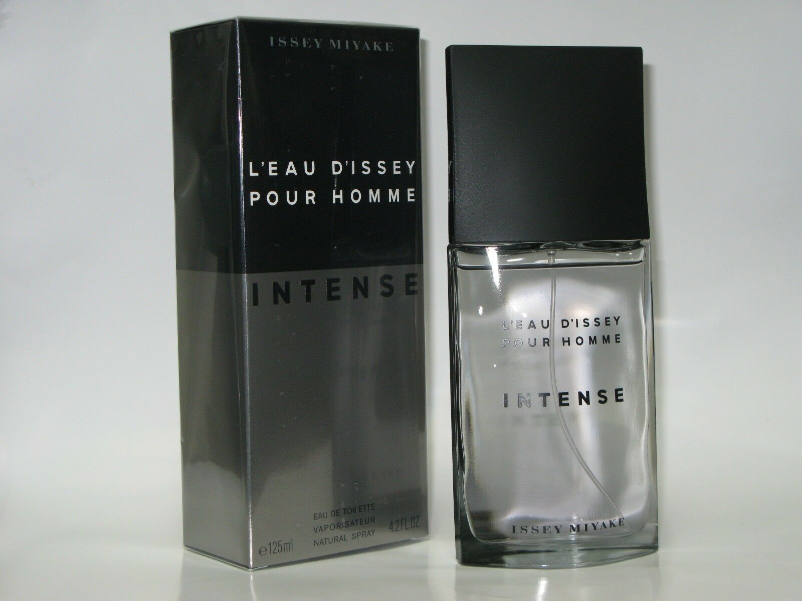 

Issey Miyake L eau D issey Pour Homme Intense Men 4 2 oz 125ml EDT NIB Sealed
