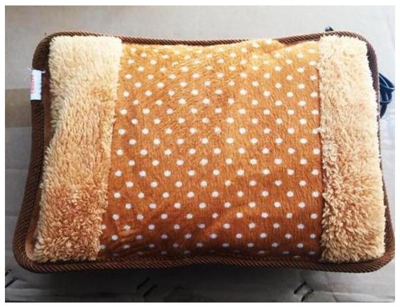 

JAIN STAR hOT Gel PAD FOR RELIEF IN PAIN with Fur and Hand Pocket (Assorted Color)