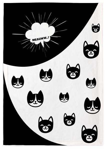 

Right Concepts Advt Self Designed Fleece Blanket for Pets Size-L Multi