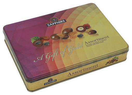 

Sapphire Assortment - Almonds Hazelnuts Raisins Covered with Milk Choco 350 g