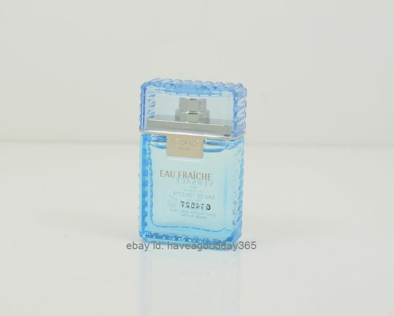 

Versace Man Eau Fraiche Eau de Toilette 0 17 fl oz Mini Coffret Brand New