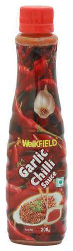 

Weikfield Sauce - Garlic Chilli 200 g