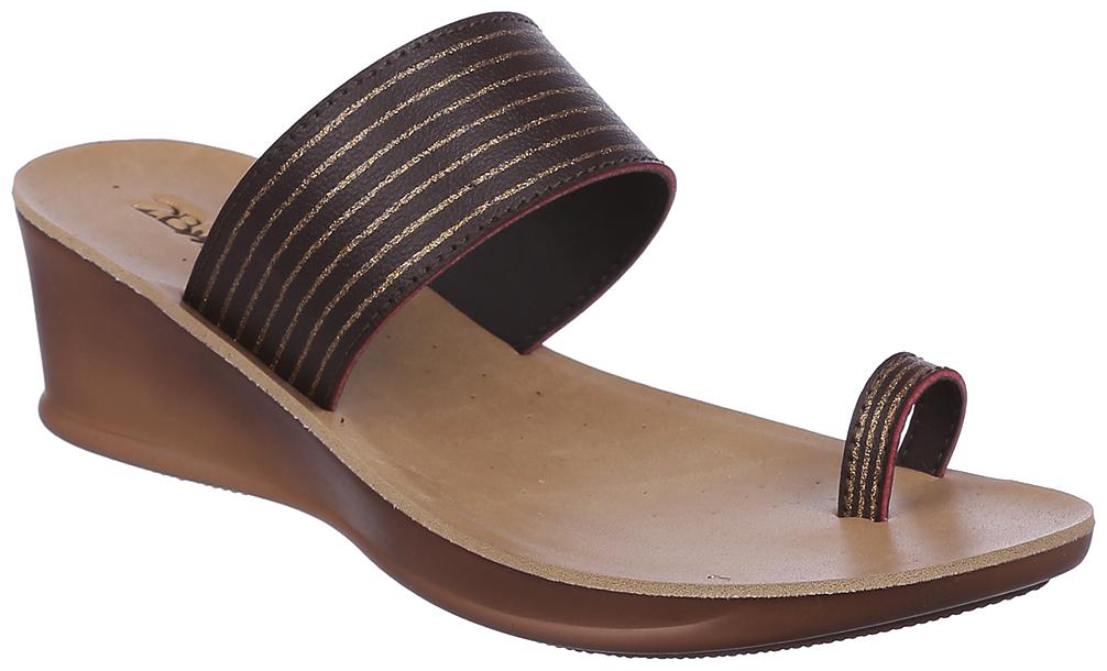 

2BMe Women Brown One Toe Flats