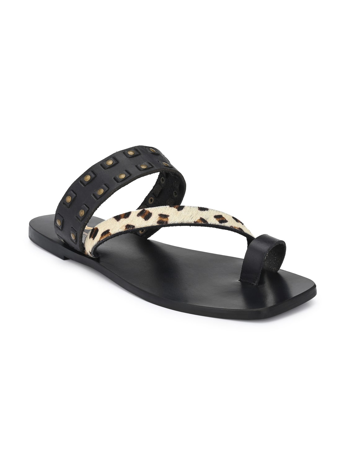 

AADY AUSTIN Women Black Open Toe Flats