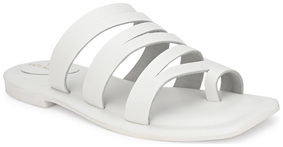 

AADY AUSTIN Women White Open Toe Flats