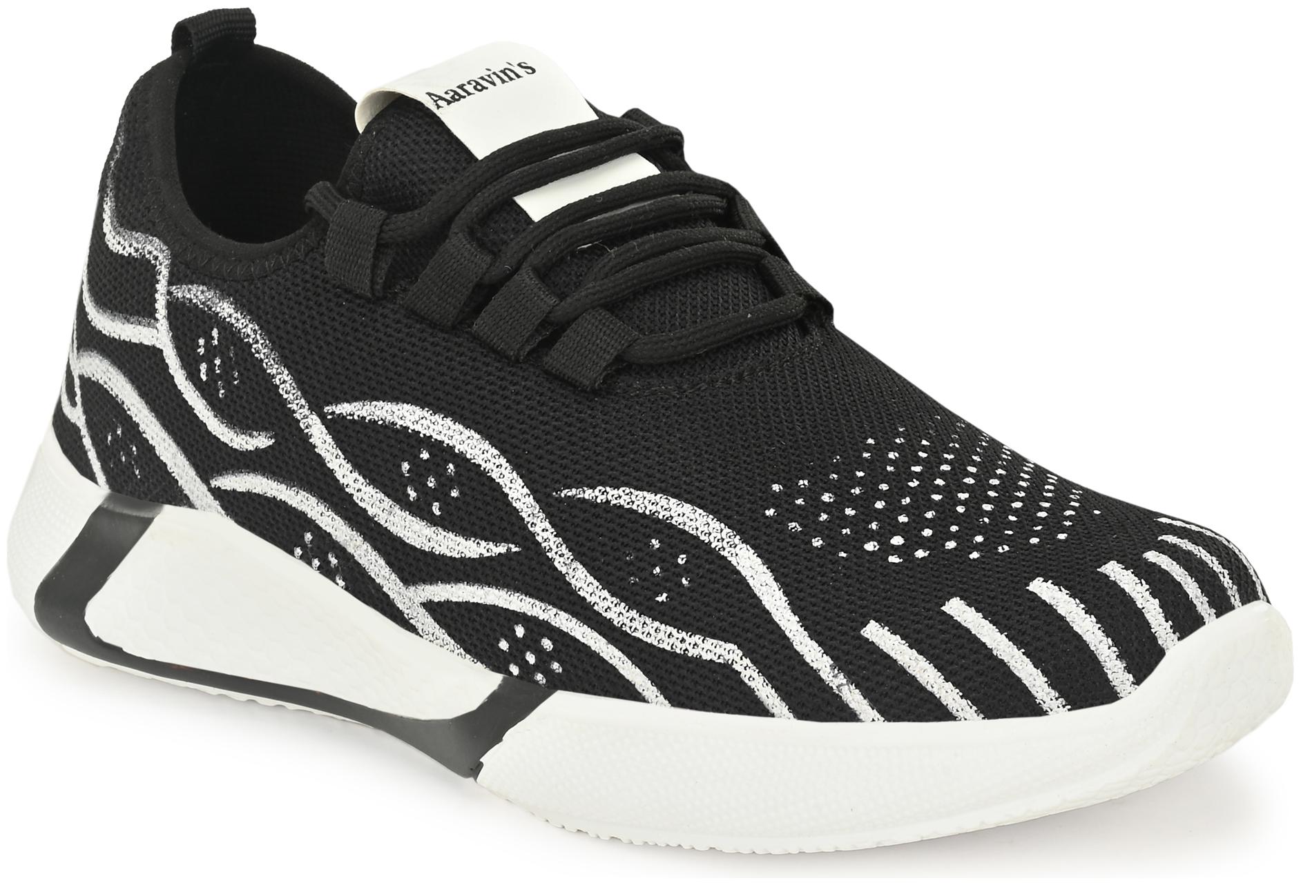 

AARAVIN S Men AR 172 BLACK Running Shoes ( Black )