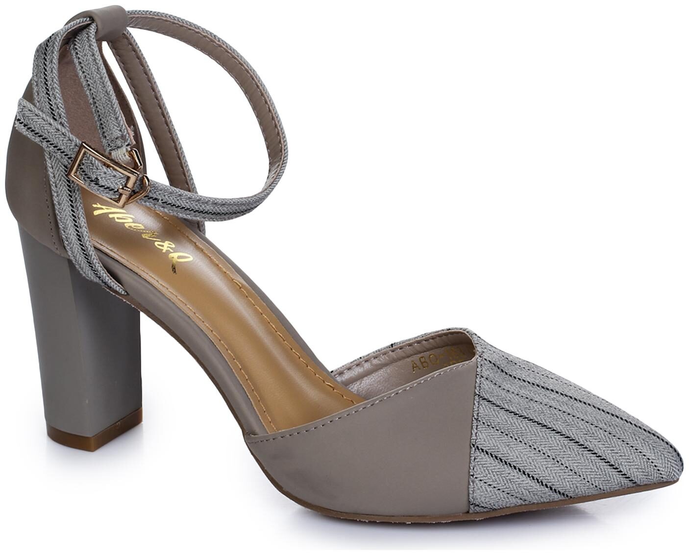 

Aber Q Women Grey Heeled Sandals