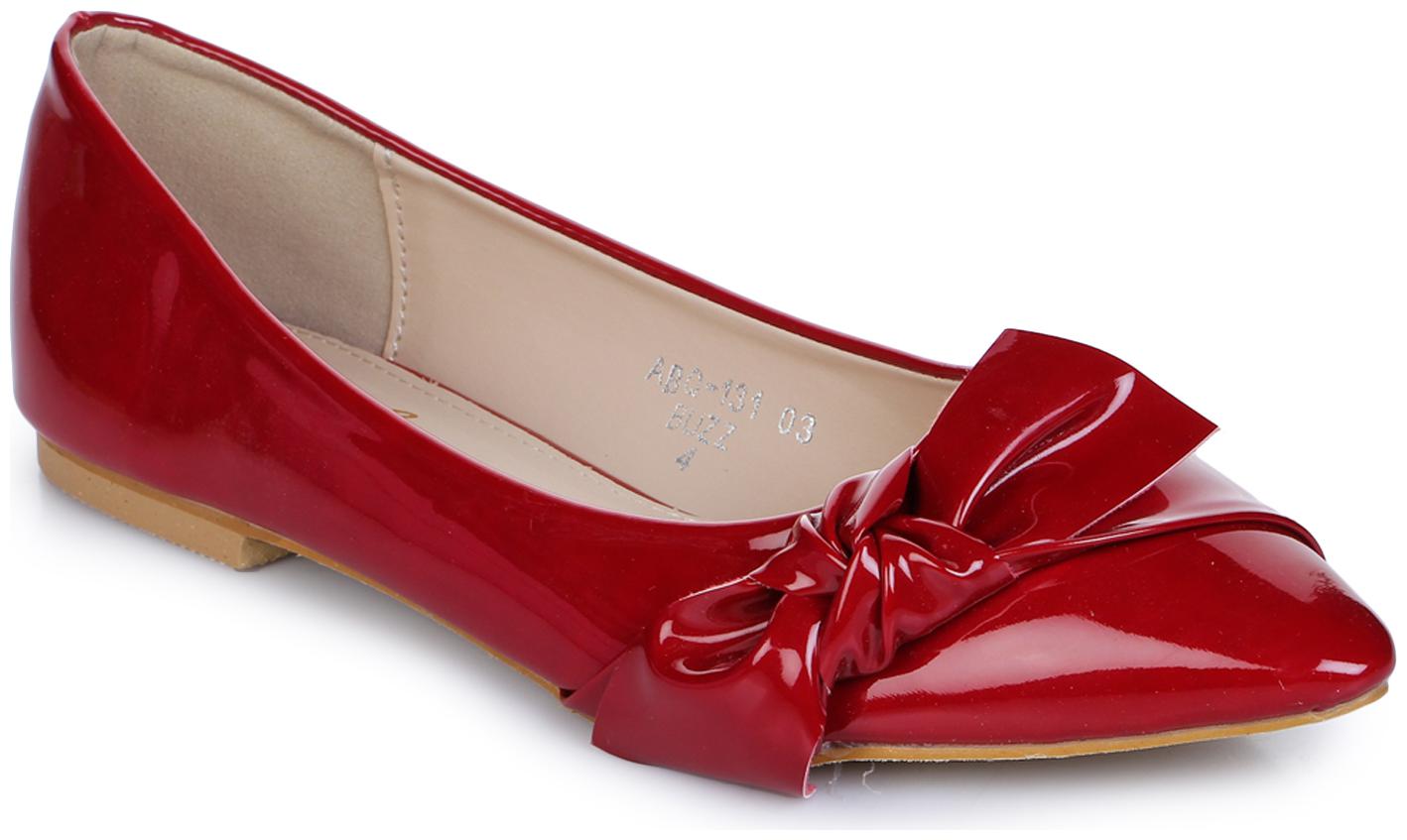 

Aber Q Women Red Sandals