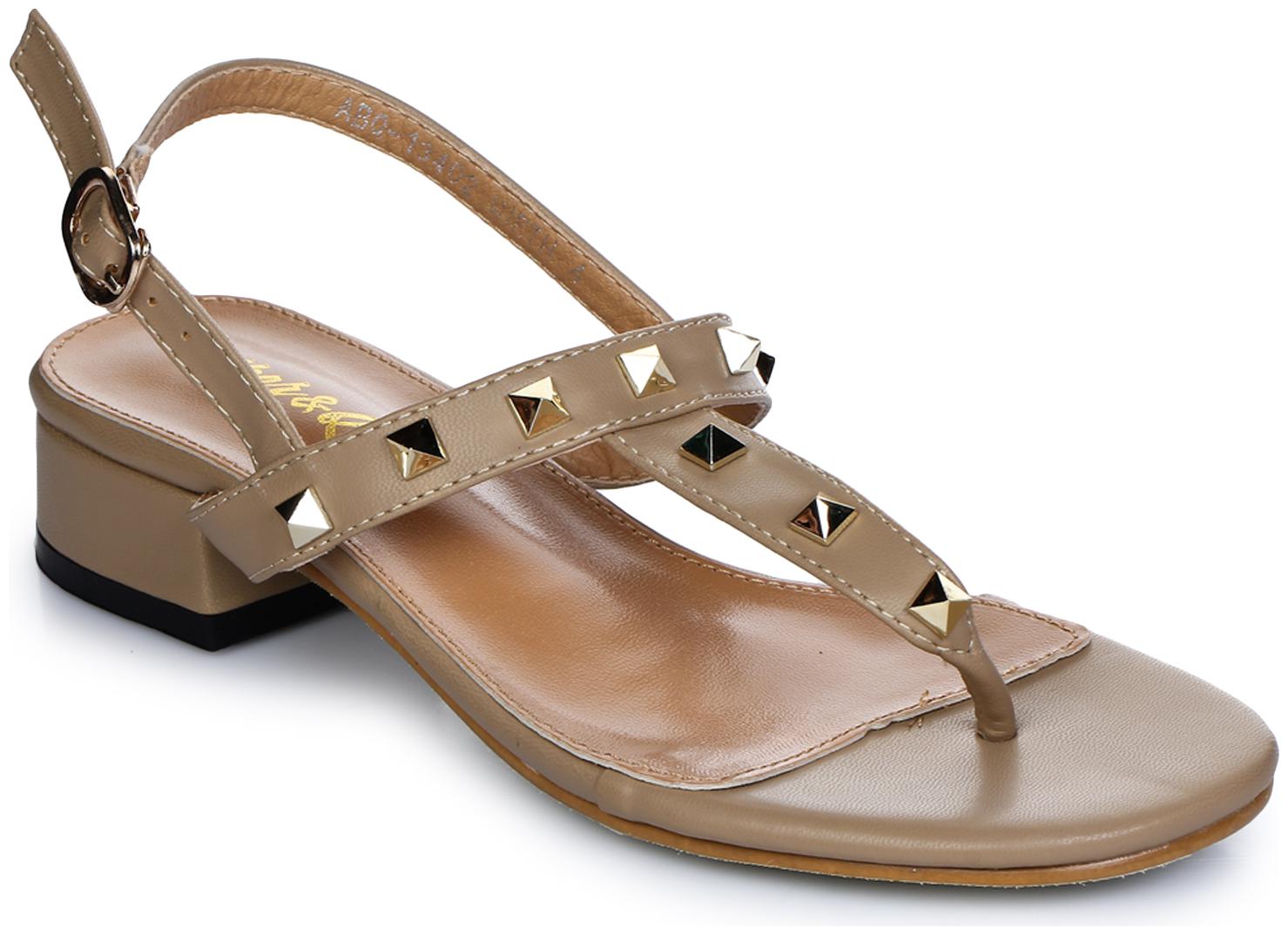 

Aber Q Women Beige Sandals