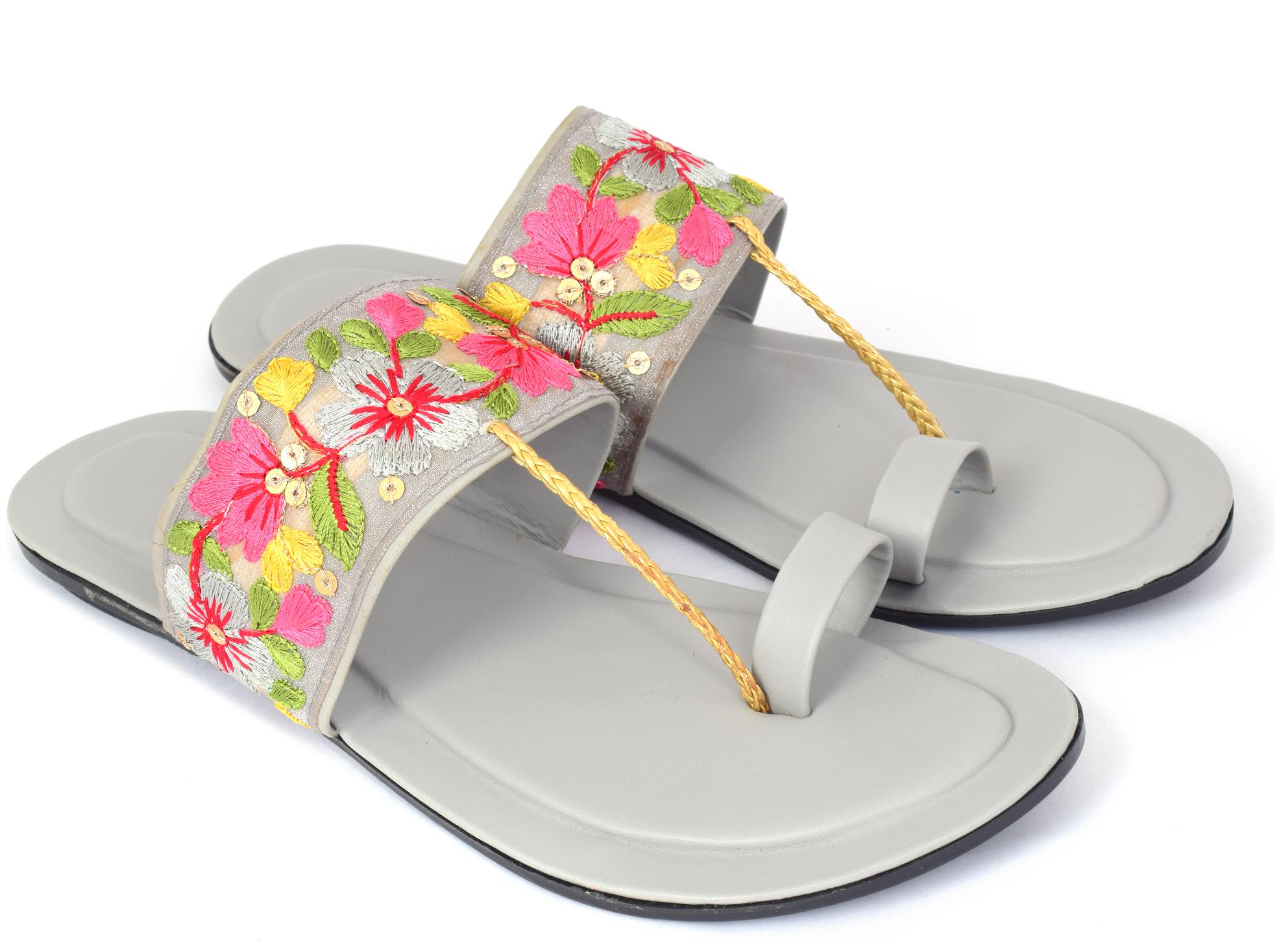 

Ackee Women Grey One Toe Flats