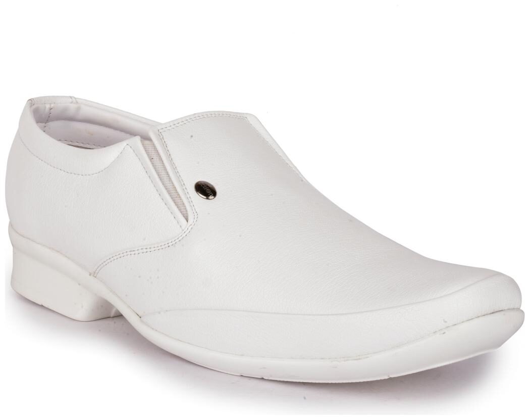 https://assetscdn1.paytm.com/images/catalog/product/F/FO/FOOACTION-SHOESMICR556414149FAF/1564608233187_2..jpg