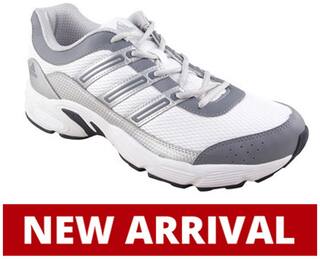 adidas Men's Desma White Running Shoes
