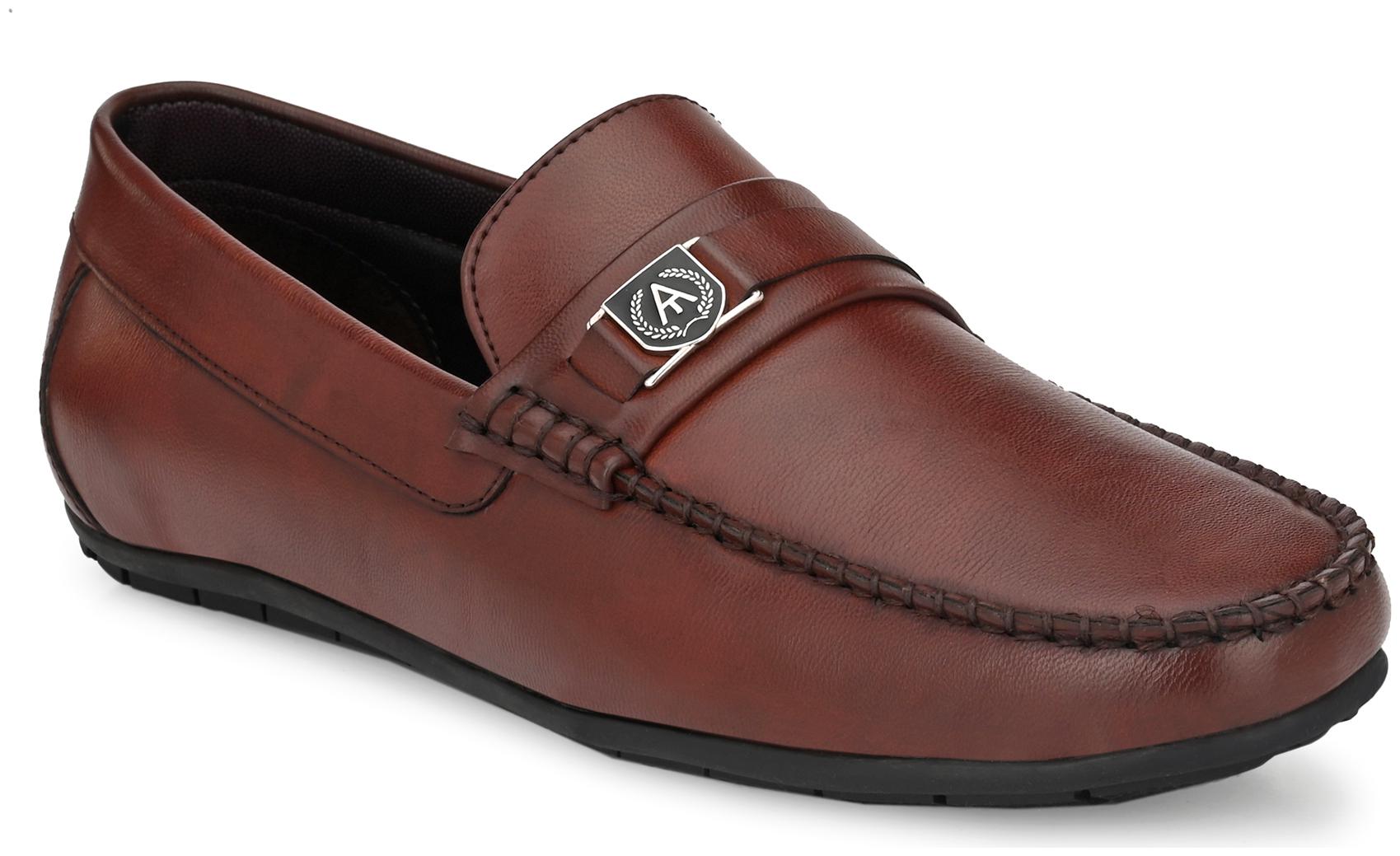 

Alberto Torresi Men Brown Loafers - 88368