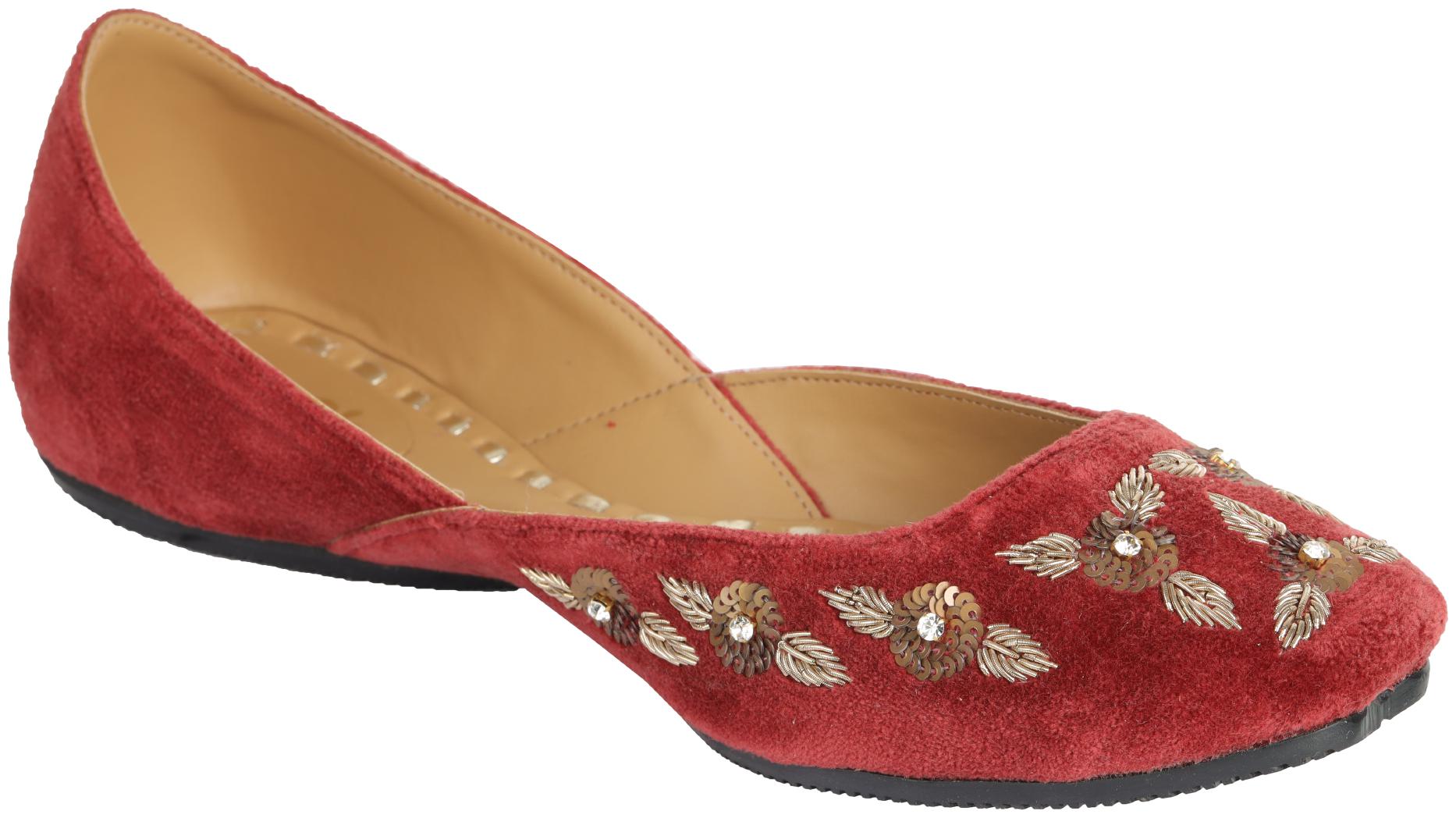 

Amica Slexia Women Red Mojaris