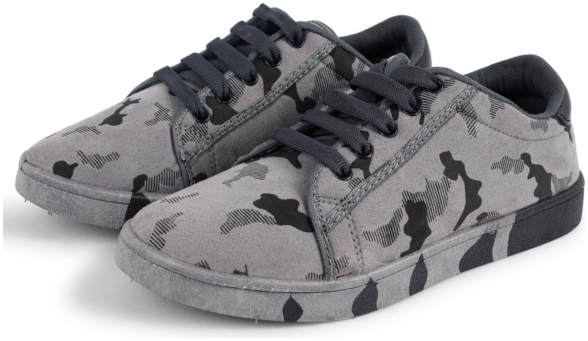 

ARMADO Grey-3134 Men Grey Sneakers