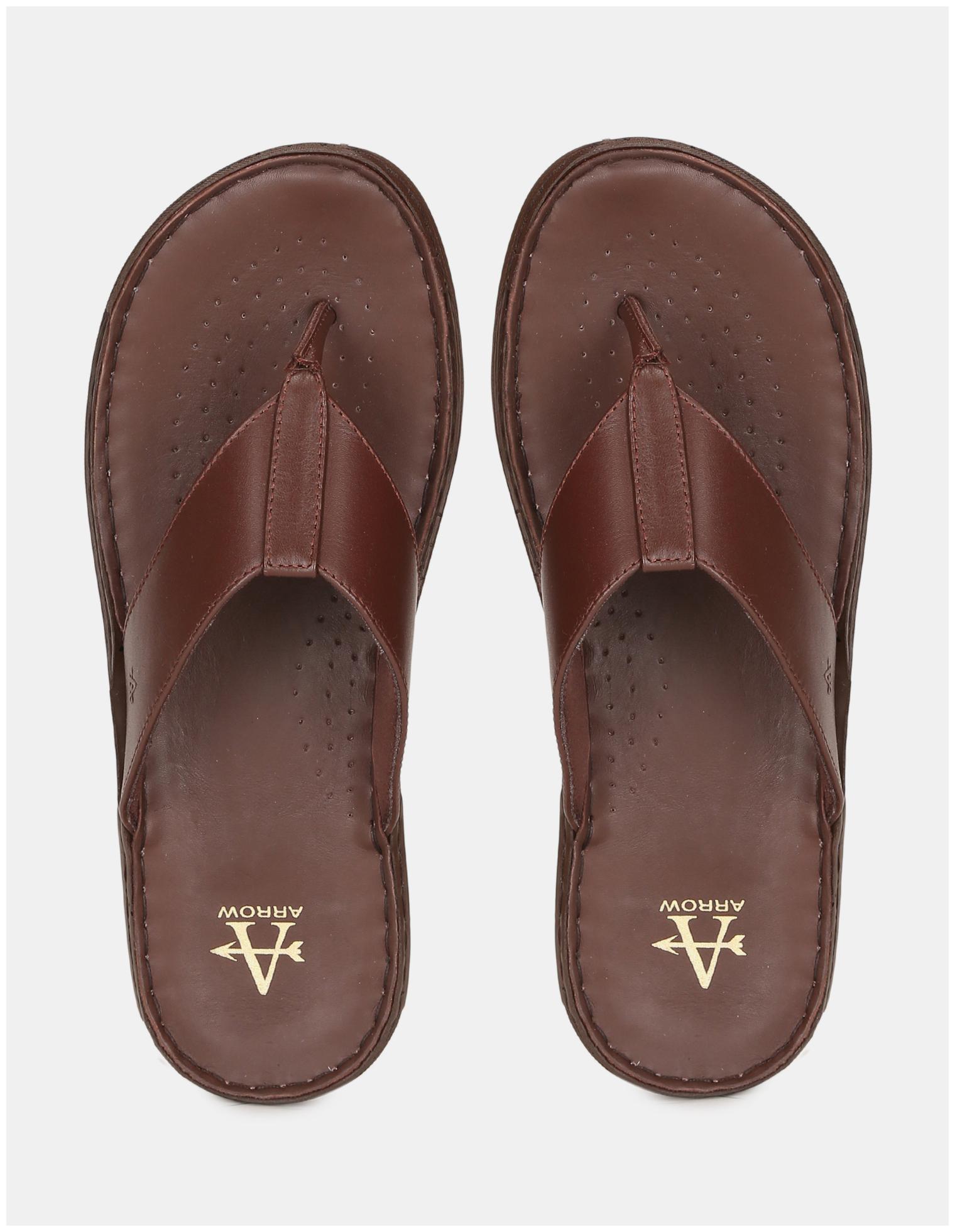 

Arrow Brown V-Strap Leather Sandals