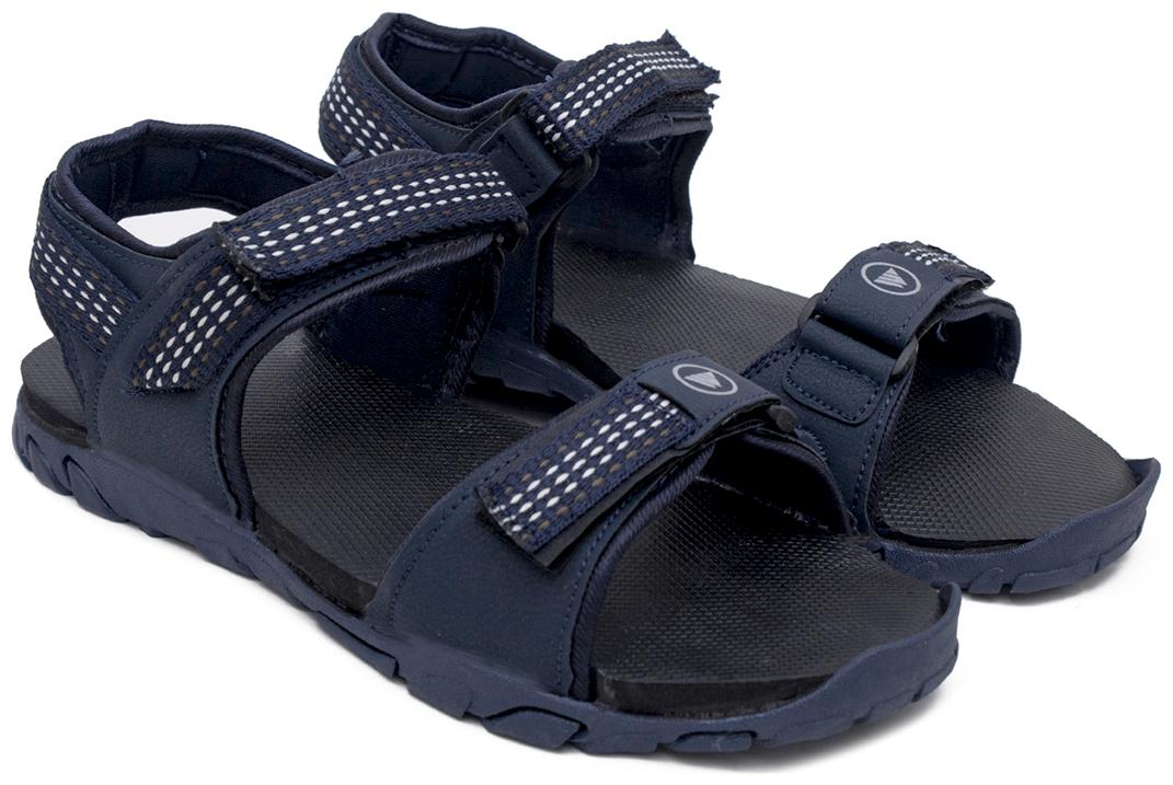 

Asian Men Blue Floaters