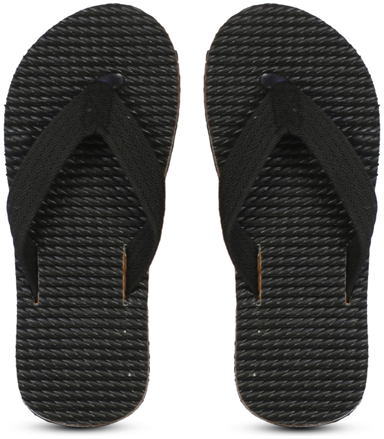 

Bachini Men Black Indoor Slippers - 1 Pair