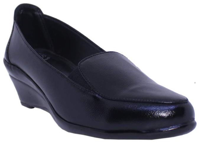 

BARANSHOES Women Black Heeled Bellies