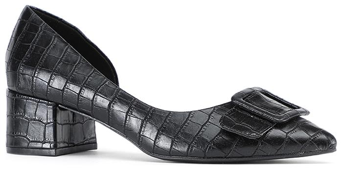 

Bata Women Black Pumps