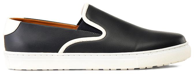 

Bata EMERY Men Blue Slip-On Sneakers - 8519202