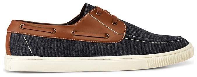 

Bata URIQ Men Blue Classic Sneakers - 8219066
