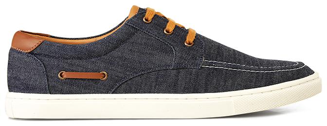 

Bata HIELL Men Blue Classic Sneakers - 8219028