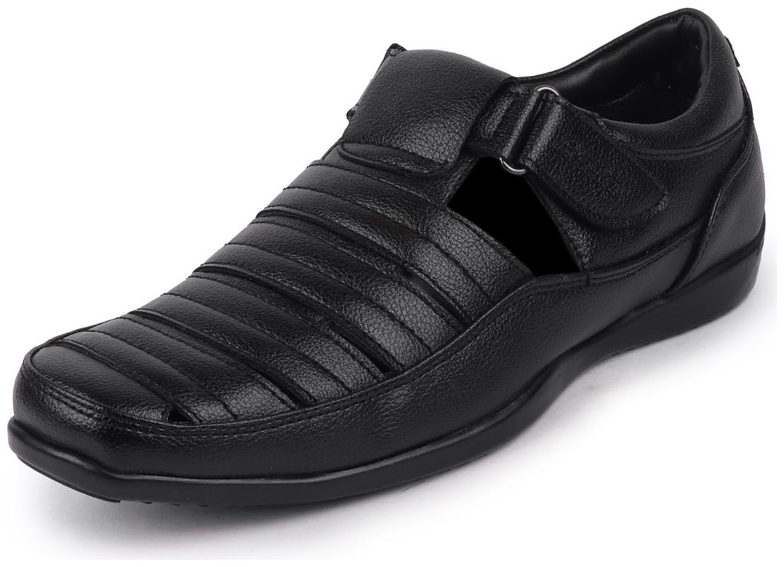 

Bata Men Black Sandals