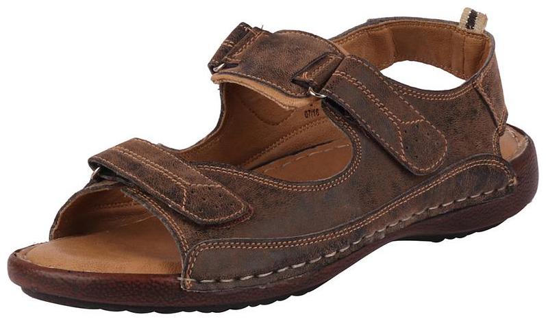 https://assetscdn1.paytm.com/images/catalog/product/F/FO/FOOBATA-SANDALSFASH97070CE1C39D7/1563348264121_0..jpg