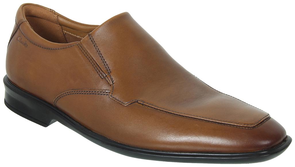 

Clarks Men Brown Casual Shoes - 26147687