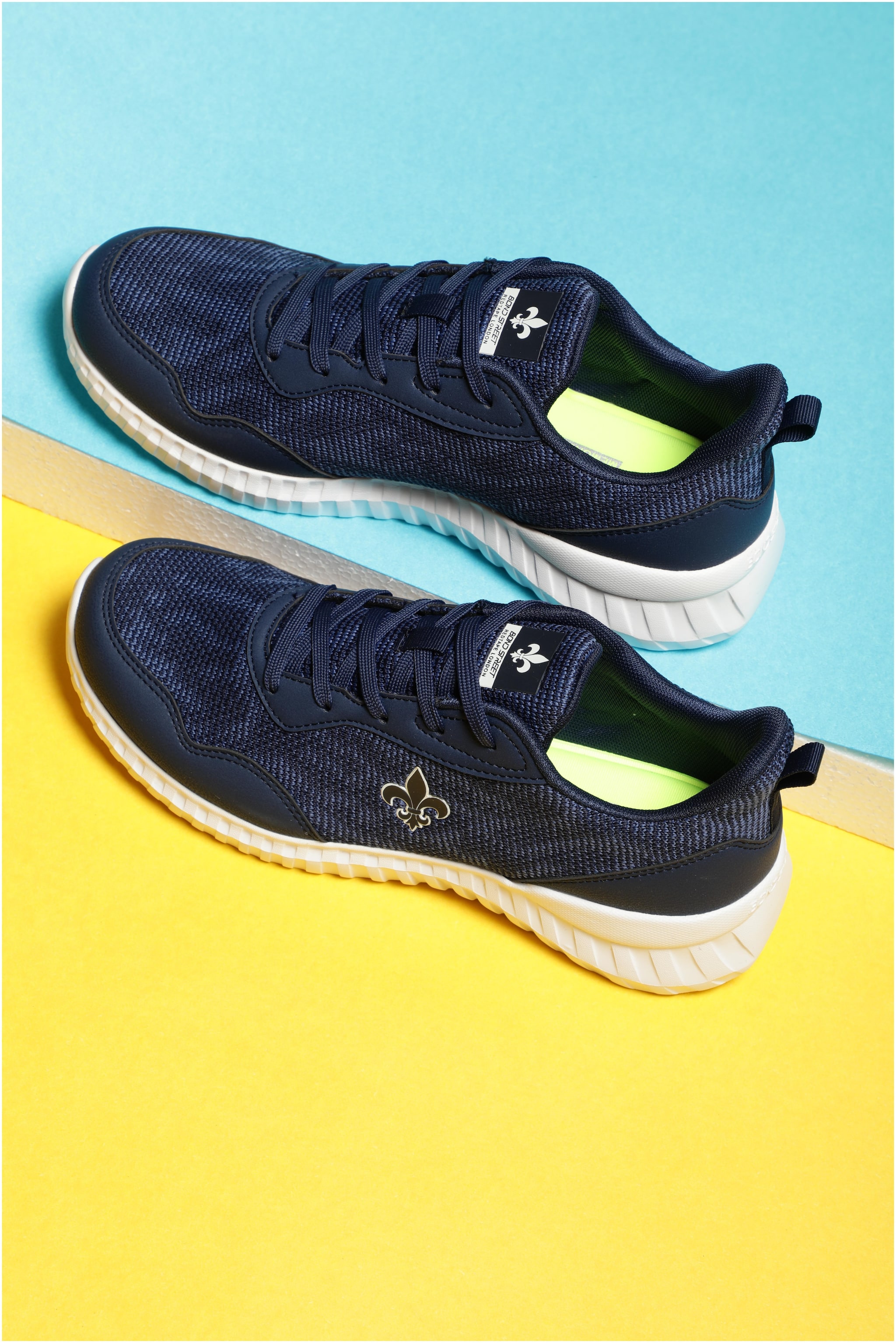 

Bond Street by Red Tape Men BSA024A Walking Shoes ( Navy Blue )