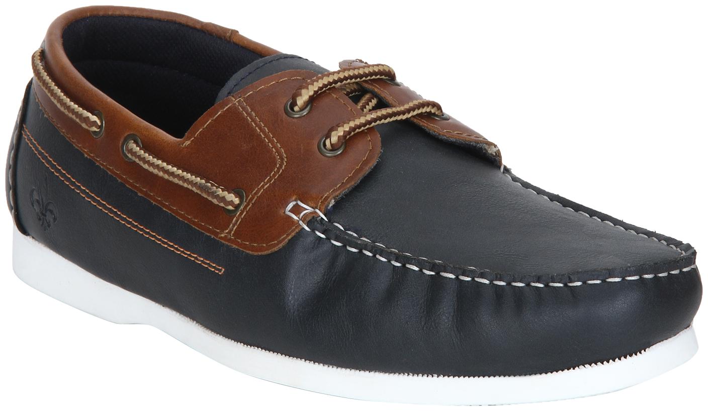 

Bond Street By Red Tape Men Navy Boat Shoes