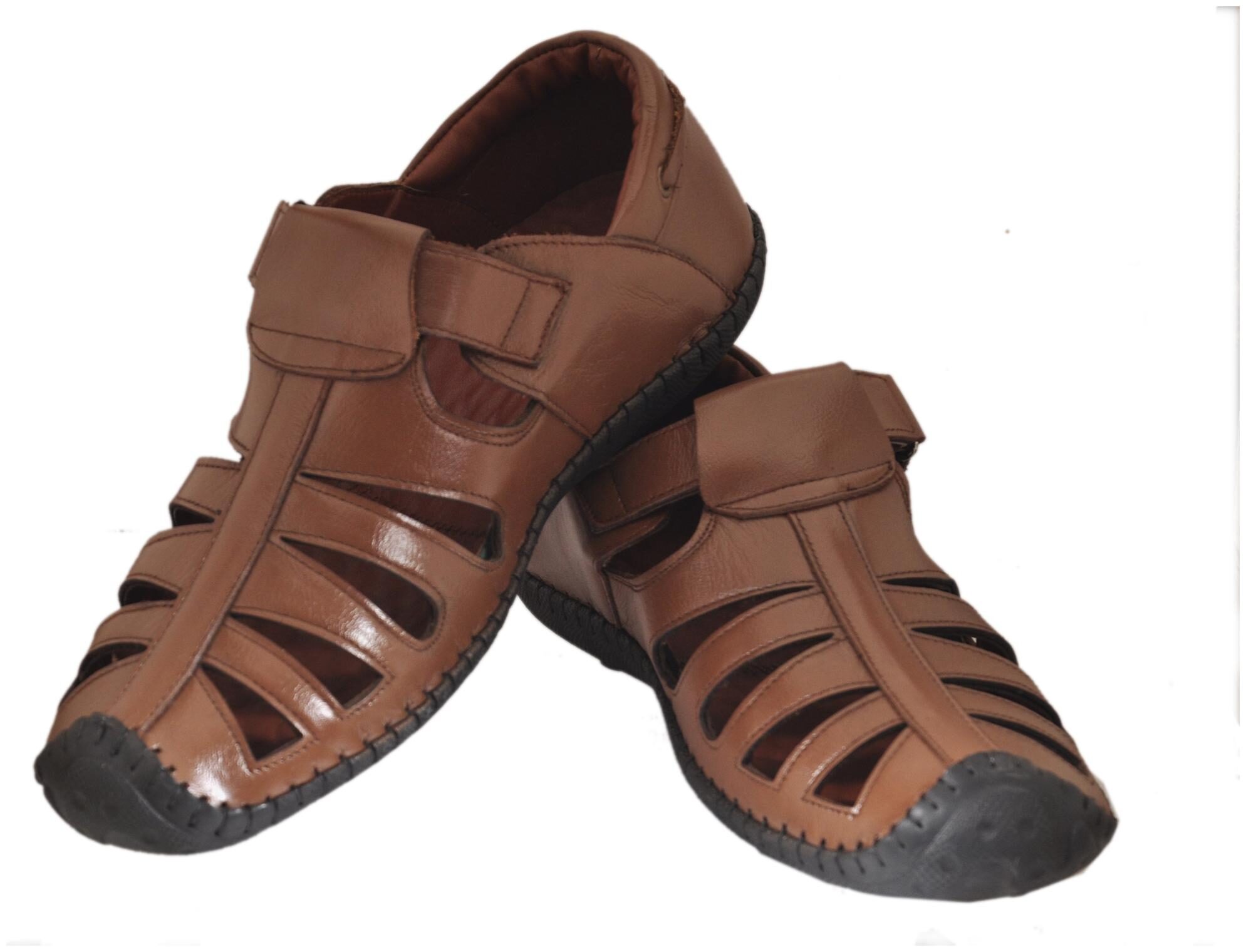 

BRIGHT HORSE Men Brown Shoe-Style Sandals
