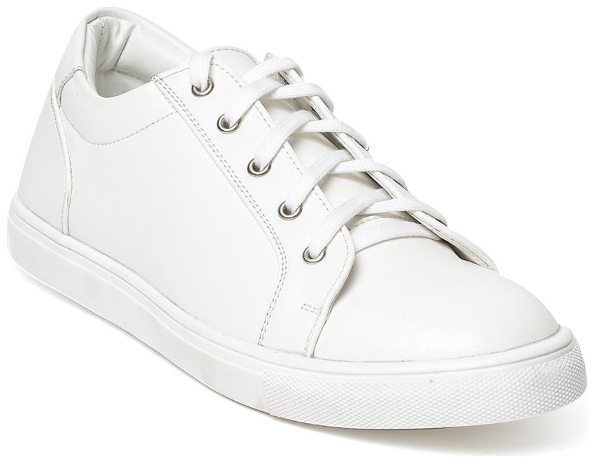 

Bruno Manetti Men White Classic Sneakers