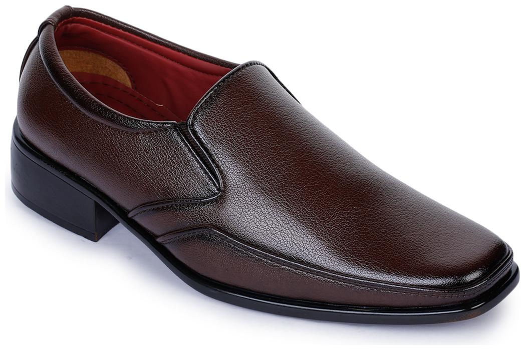 

Bruno Manetti Men Brown Slip-On Formal Shoes