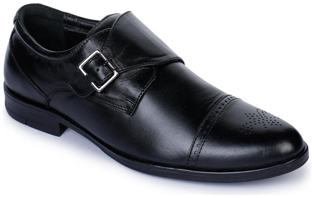 

Bruno Manetti Men Black Derby Formal Shoes