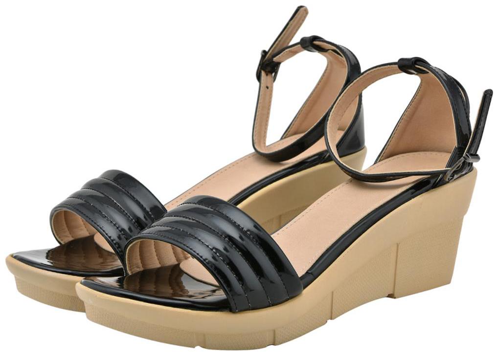 

Bruno Manetti Black Wedges