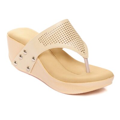

Bruno Manetti Women Red Wedges