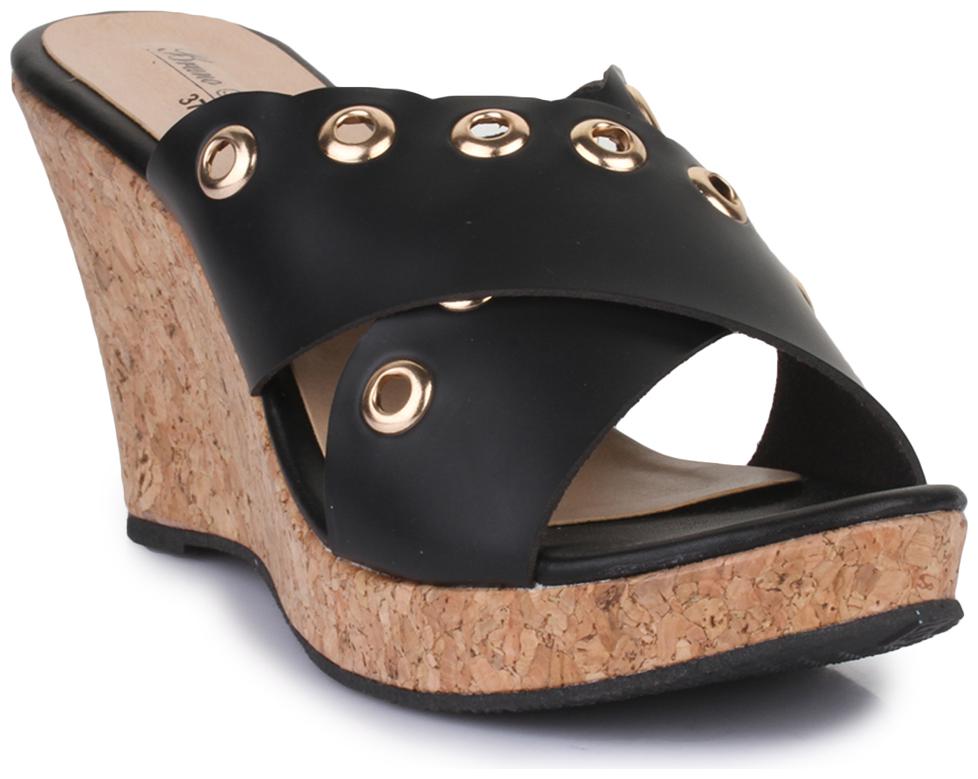 

Bruno Manetti Women Black Wedges