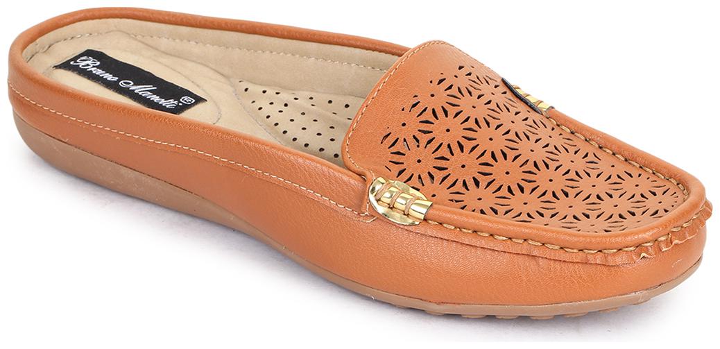

Bruno Manetti Women Tan Loafers